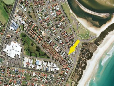 1 / 74 Peterborough Avenue, Lake Illawarra