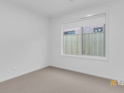 8 Prosecco Street, Wollert