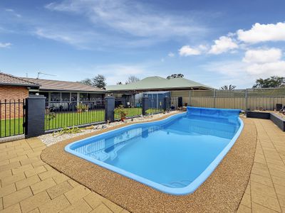 8 Edinburgh Avenue, Dubbo
