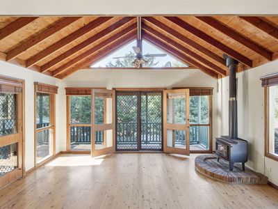 4 Gemini Way, Narrawallee