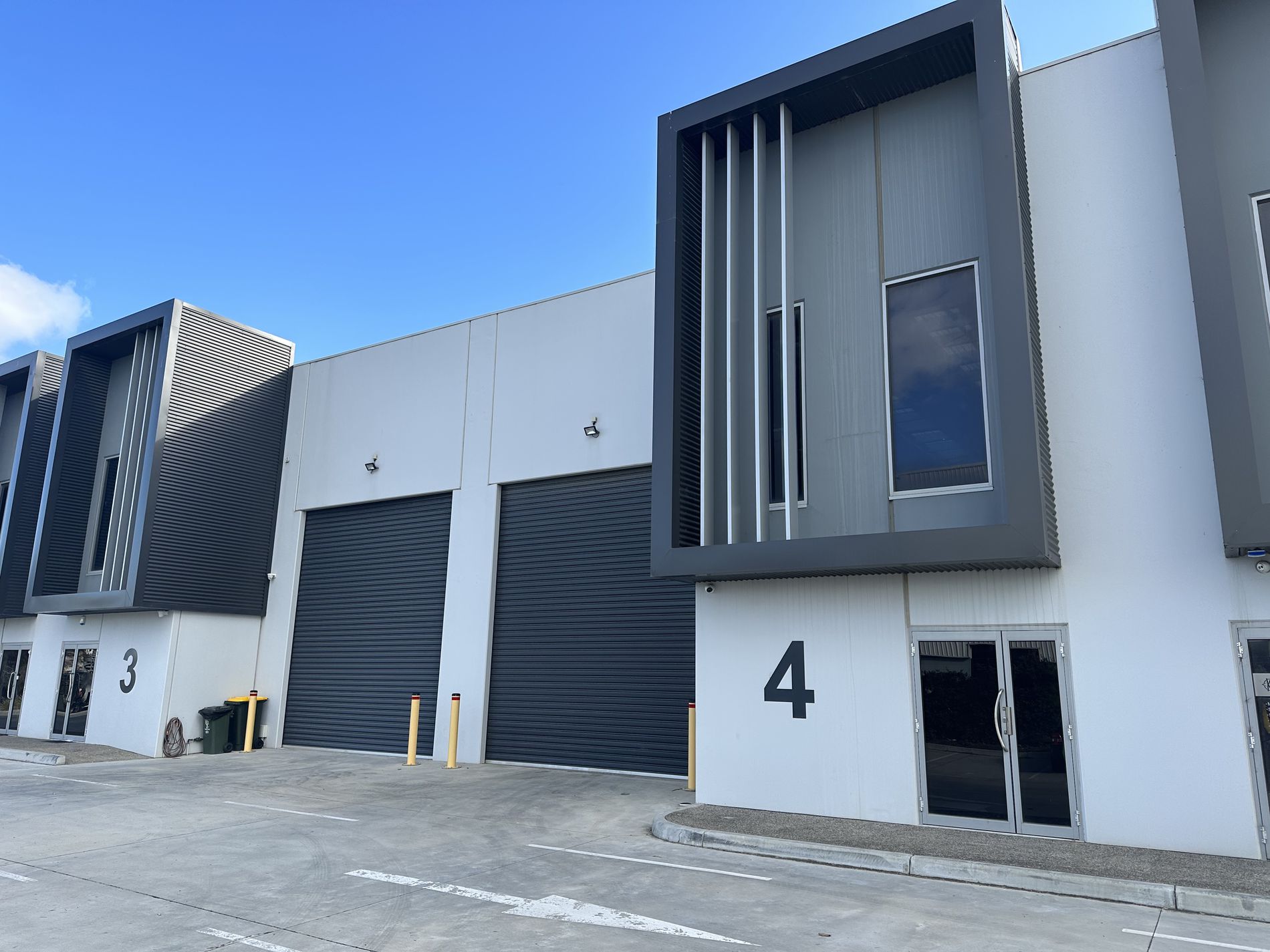 4 / 32 Aylesbury Drive, Altona