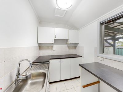 37 Hadrian Avenue, Blacktown