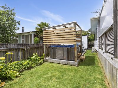 2 Mary Keane Lane, Parakai