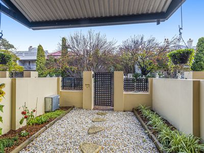 10 Little Shenton Lane, Northbridge