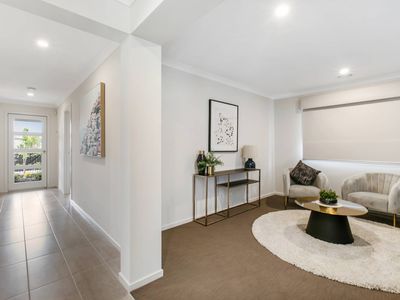 8 Guling Rise, Clyde North