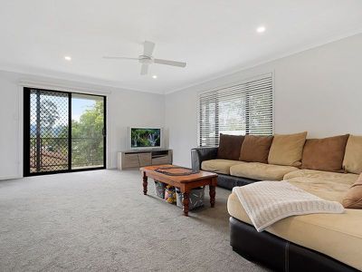 30 Lachlan Crescent, St Georges Basin