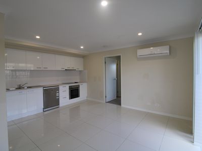 2 / 13 Monarch Street, Rosewood
