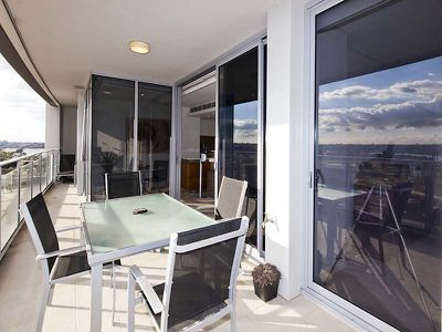 902 / 19 The Circus, Burswood