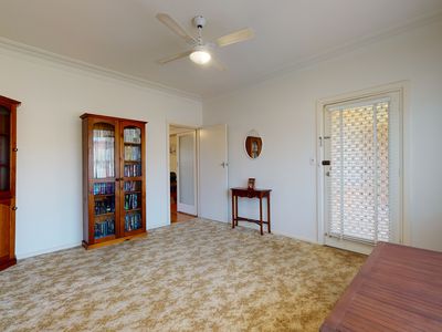 2 Fairview Street, Dubbo