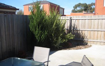 2 / 19 Abbey Road, Narre Warren South