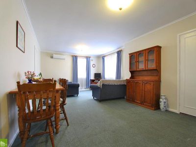 11 Girraween  Cres, Lake Illawarra