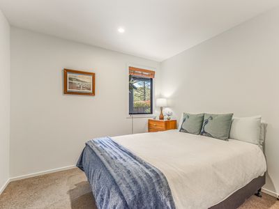 59 Sunningdale Drive, Stoke