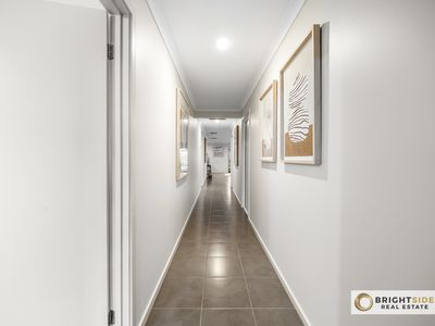 20 Manoora Avenue, Clyde North
