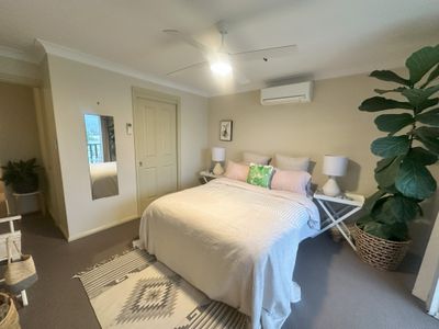 4 / 232 Princes Highway, Bulli