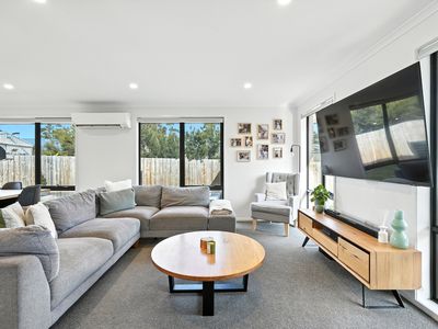 10 Fritton Drive, Dover
