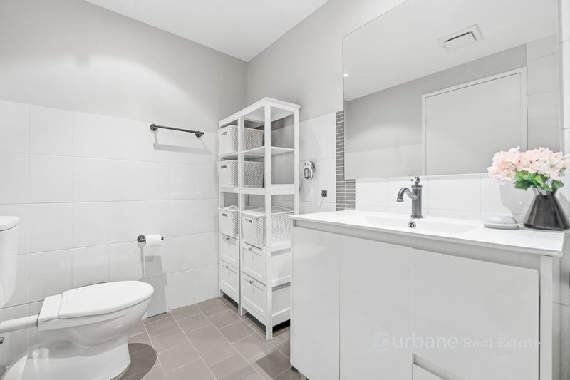 6 / 8 Northumberland Road, Auburn