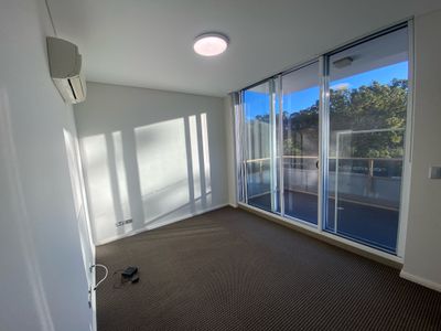 B1124 / 2-12 Avon Road, Pymble