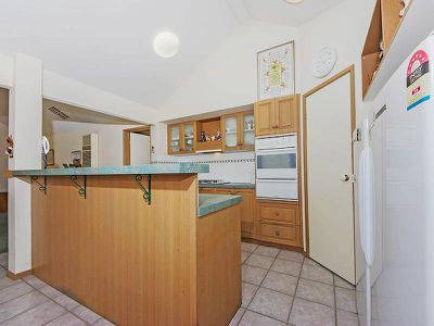 18 Oaktree Avenue, Wyndham Vale