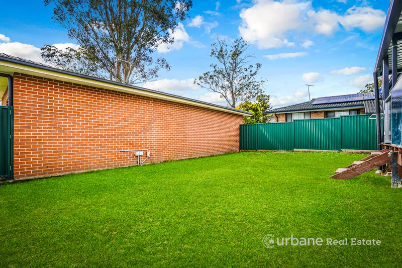 8 & 8A Guerin Street, Doonside