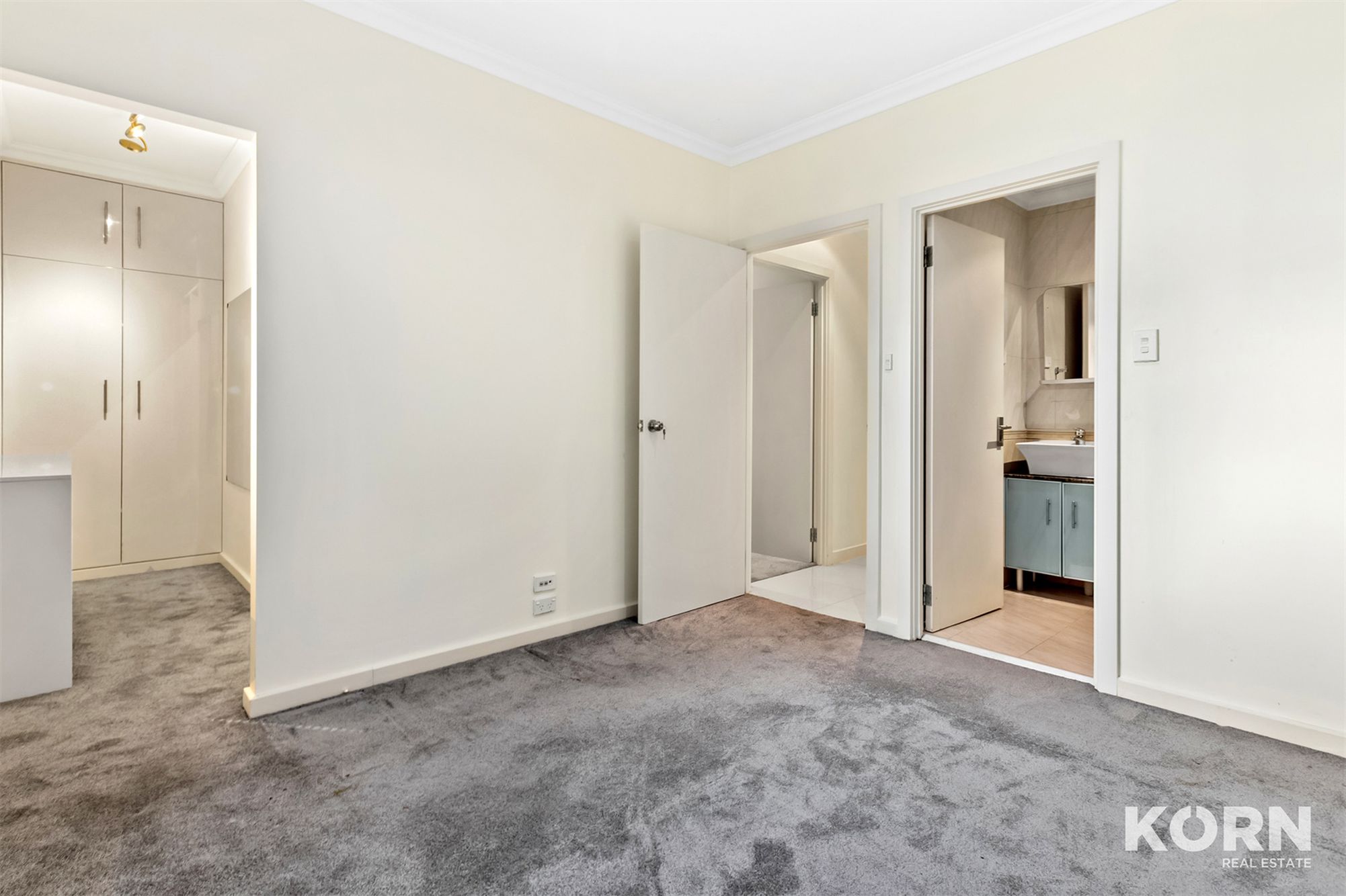 304 / 39 Grenfell Street, Adelaide