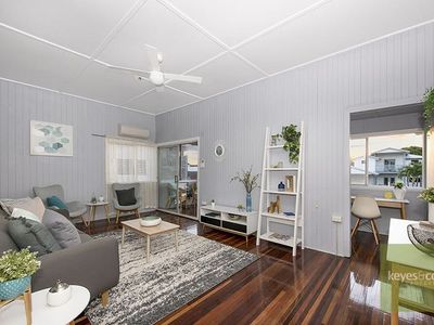 35 Edwards Street, West End