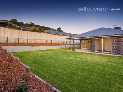 11 KESTREL CIRCUIT, Wodonga