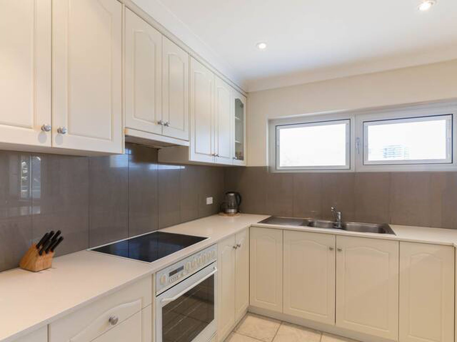 2w/9 Parker Street, South Perth