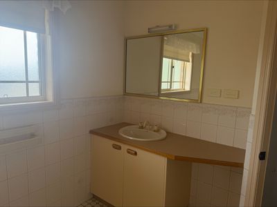 4 Christina Close, Parkes