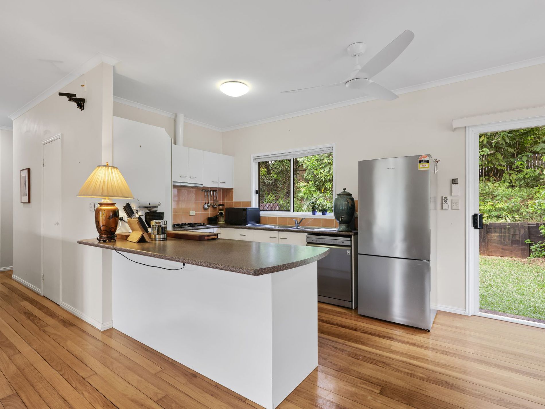 6 Powell Place, Bentley Park