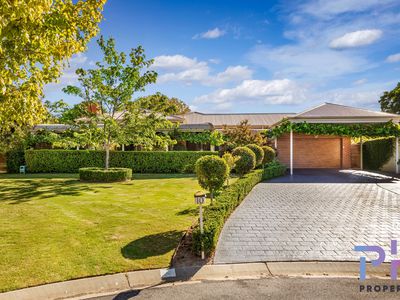 10 Hollywood Court, Strathdale