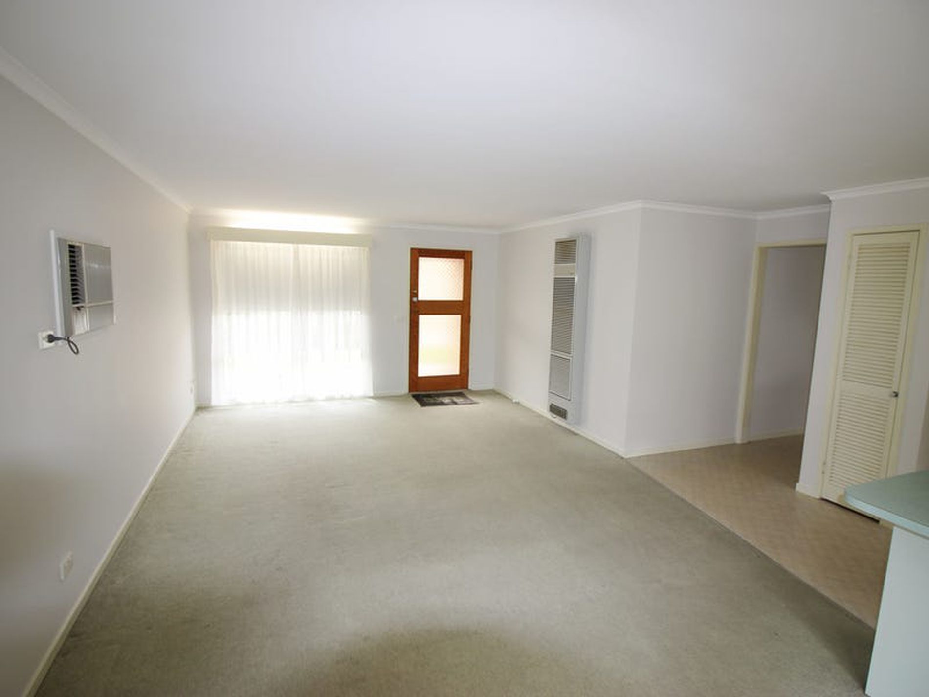 8A Calder Street, Manifold Heights