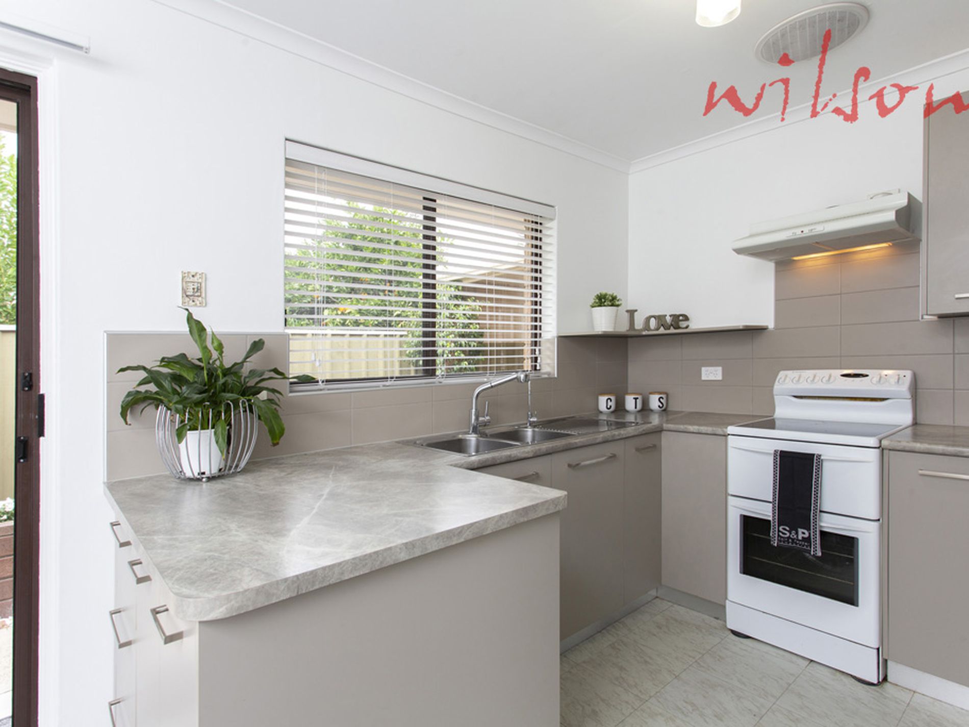7 / 9 - 15 Cudmore Terrace, Marleston
