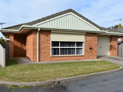 4 / 1 Fifth Street, Millicent