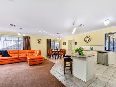 2 Skyline Place, Mount Gambier