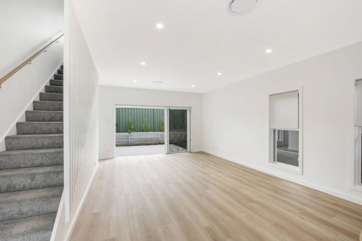 4 / 32 Elsiemer Street, Long Jetty