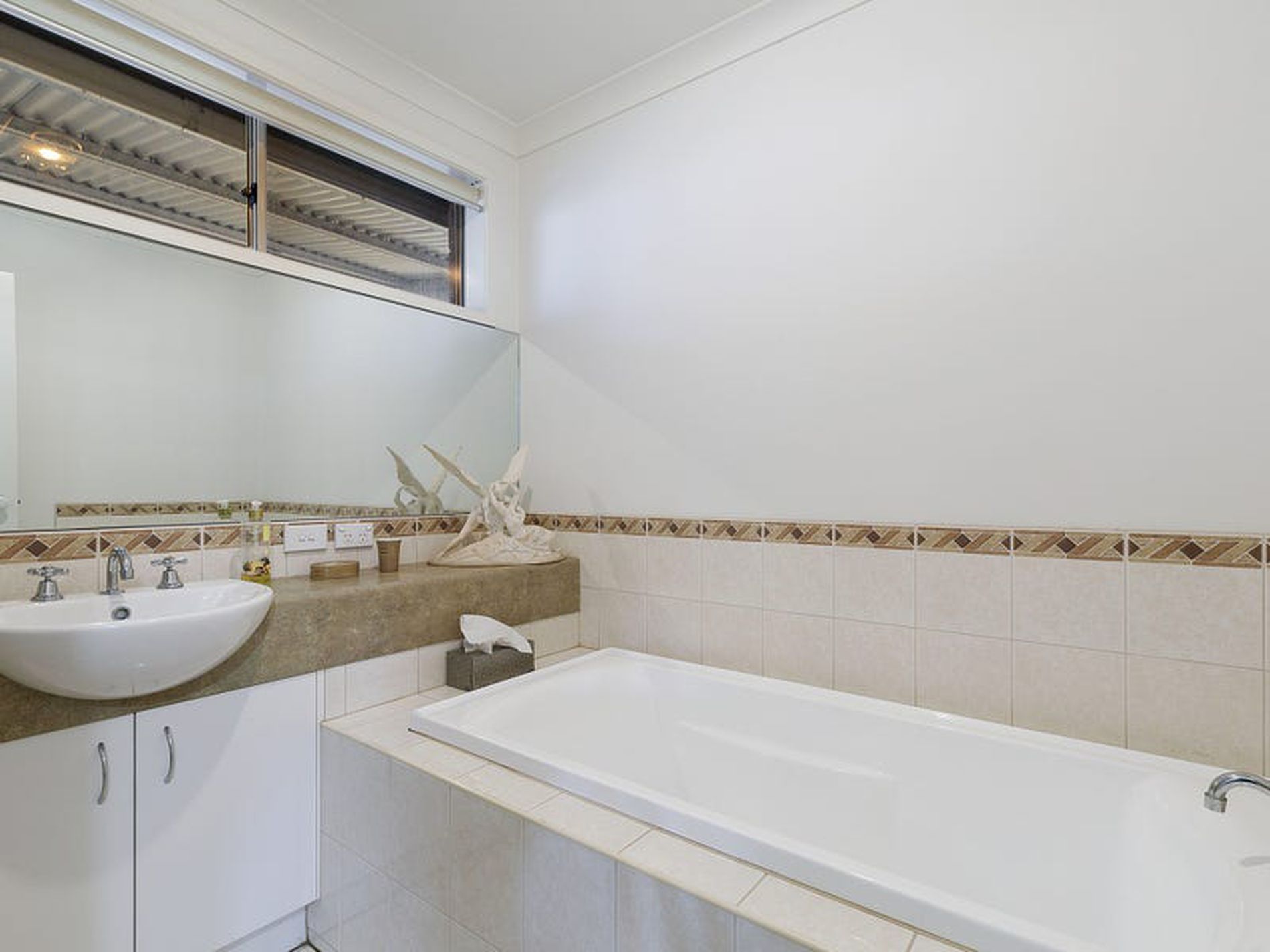 19 Doyle Cres, Seymour