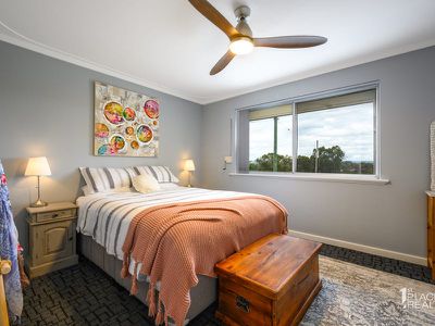 27 Sicklemore Rd, Parmelia