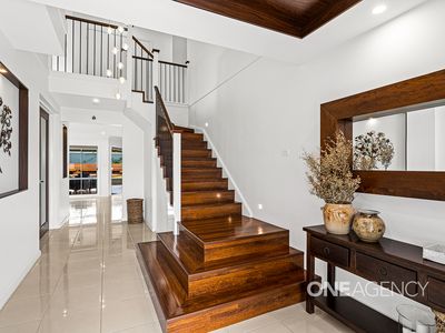 1 Honeybee Crescent, Calderwood