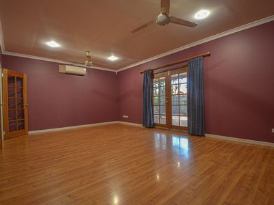 2 Cockatoo Court, South Hedland