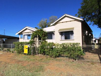 15 Duck street, Longreach