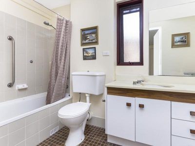 25 The Glen Road, Bardwell Valley