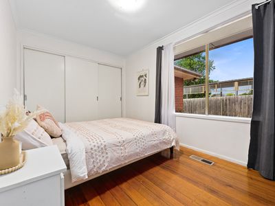 42 Booth Crescent, Dandenong North