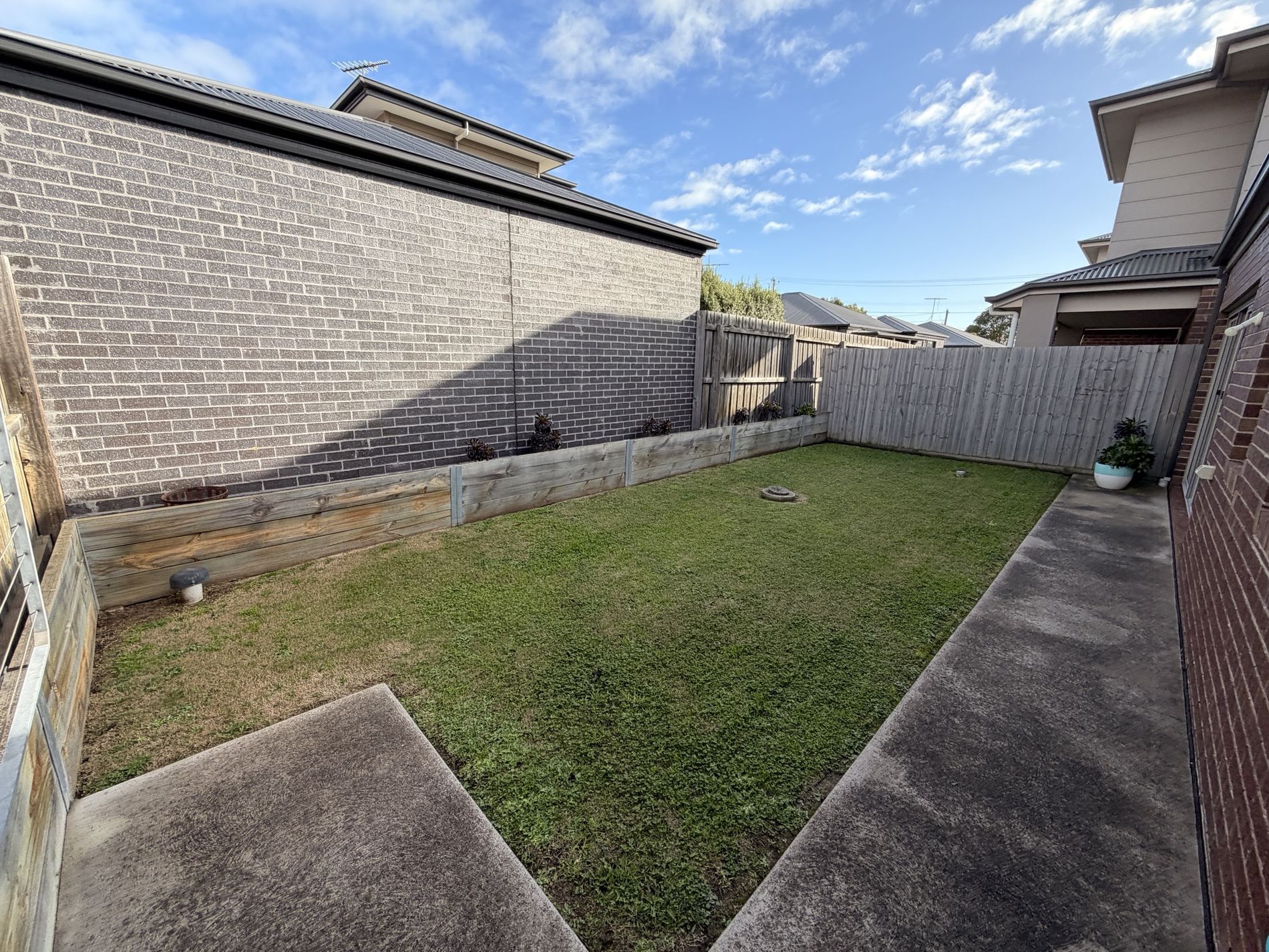 4 / 9 Toyne Avenue, Hamlyn Heights