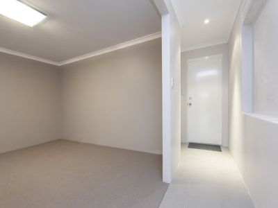 4 / 58 Central Avenue, Redcliffe