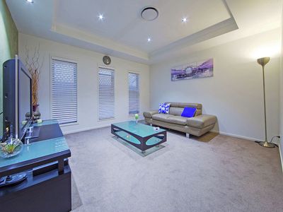 19 Rowland Avenue, Wakerley