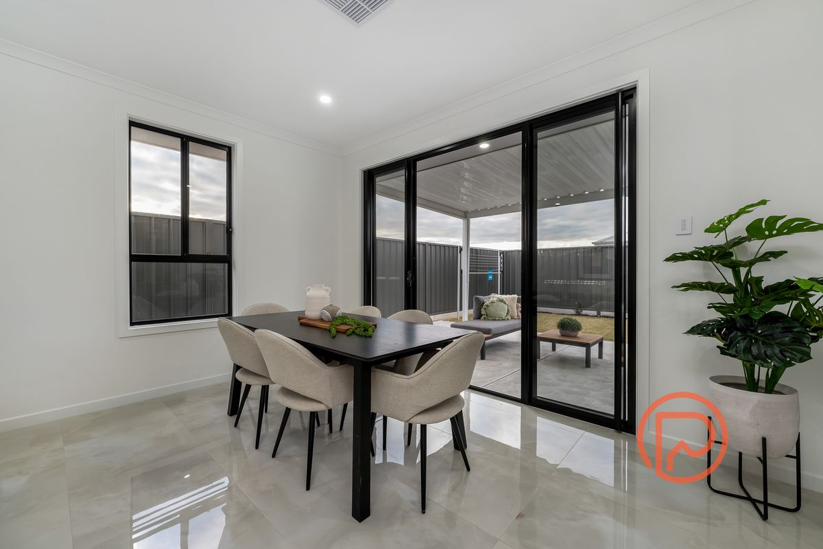 7 RAGLESS STREET, Munno Para West
