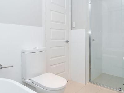 7B Howard Loop, Oran Park