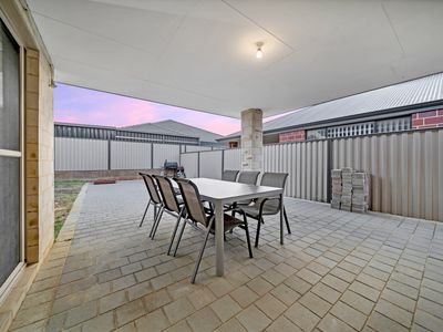 11 Sapwood Grove, Whitby