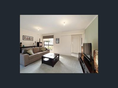 1 / 10 Willow Glen Court, Dingley Village