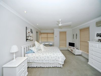 10 Wisteria Court, Flora Hill